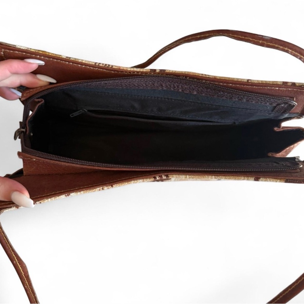 Chic Brown Patterned Shoulder Bag - image 3